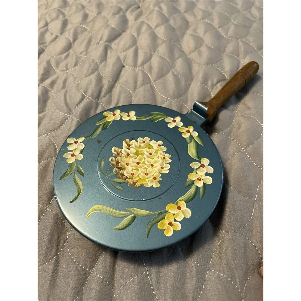 Vintage Tole Crumb tray hand painted wooden handle Nice! Shows Some Wear Old